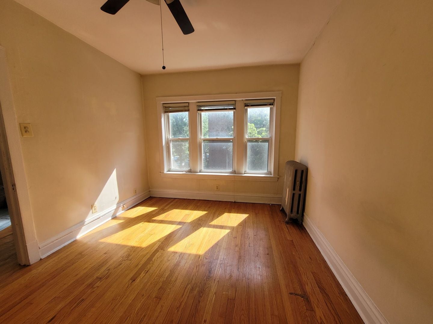 1401 W Winona Street 2