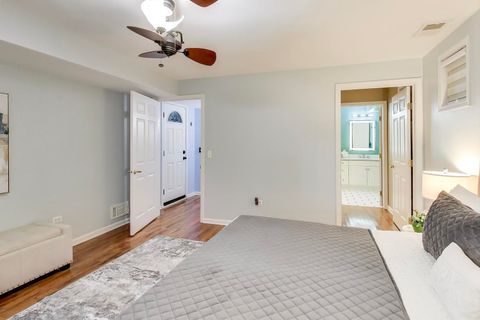 Tiny photo for 4212 N ASHLAND Avenue #GS, Chicago, IL 60613 (MLS # 12513300)