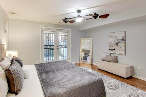 Tiny photo for 4212 N ASHLAND Avenue #GS, Chicago, IL 60613 (MLS # 12513300)