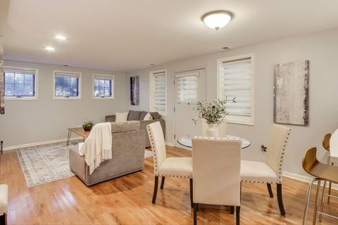 Tiny photo for 4212 N ASHLAND Avenue #GS, Chicago, IL 60613 (MLS # 12513300)