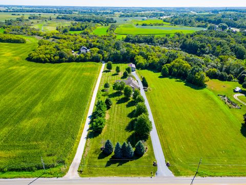 Tiny photo for 5619 352nd Avenue, Burlington, WI 53105 (MLS # 12498728)