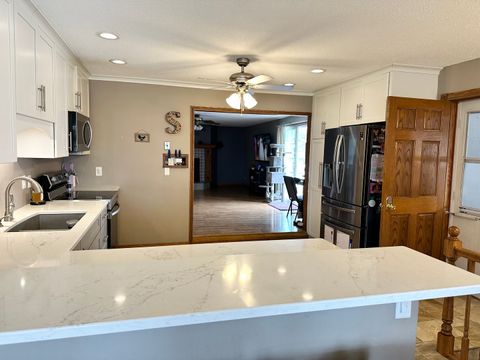 Tiny photo for 914 12th Place, Camanche, IA 52730 (MLS # 12630998)