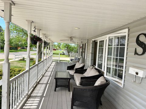 Tiny photo for 914 12th Place, Camanche, IA 52730 (MLS # 12630998)