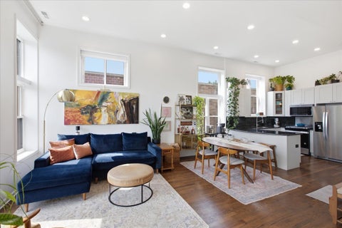 Tiny photo for 2448 N Southport Avenue #3, Chicago, IL 60614 (MLS # 12751043)