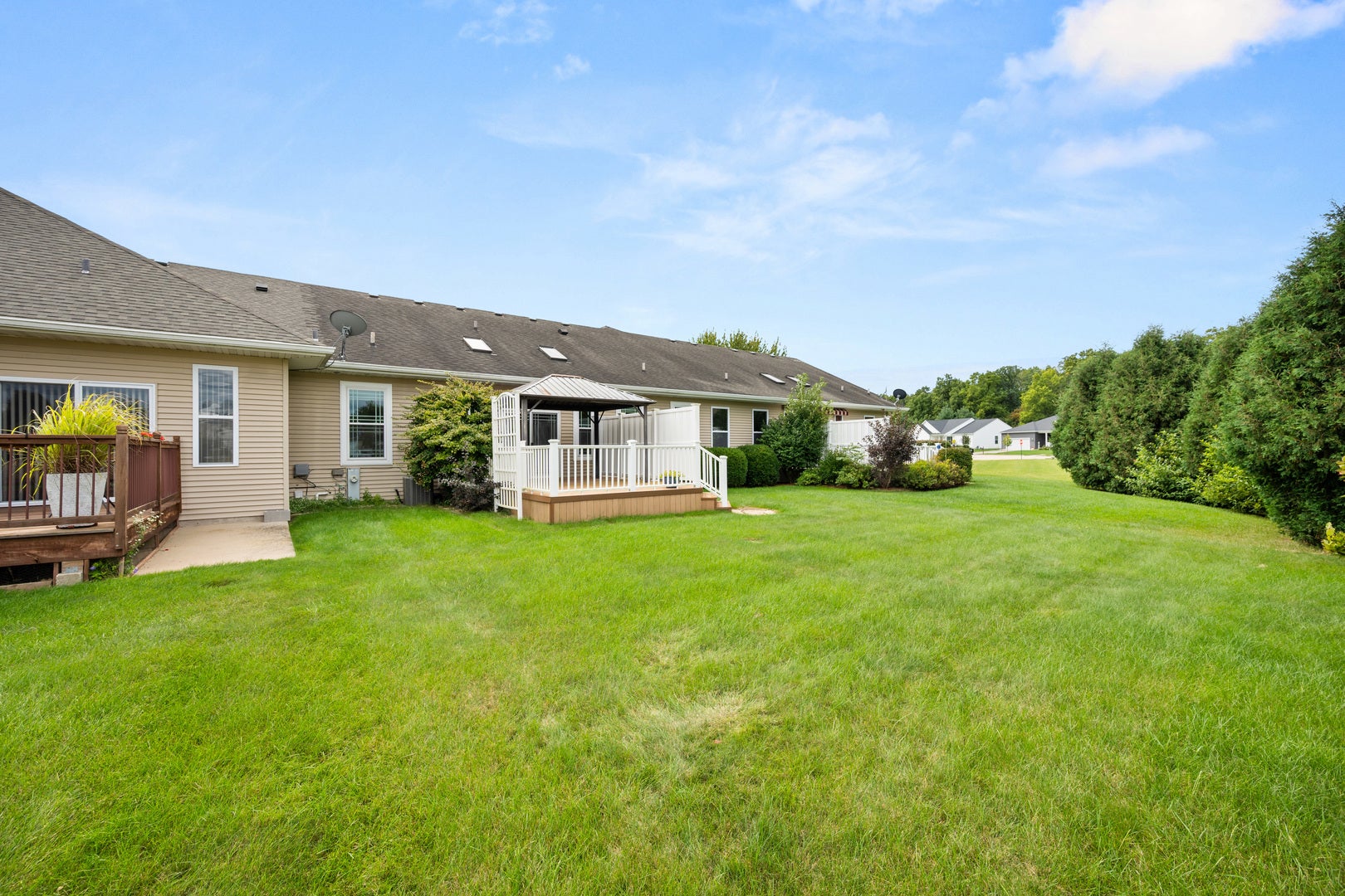 715 Winding Trail 4