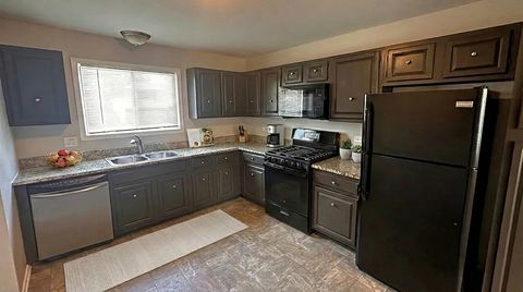 Tiny photo for 123 Oriole Road, Matteson, IL 60443 (MLS # 12547327)