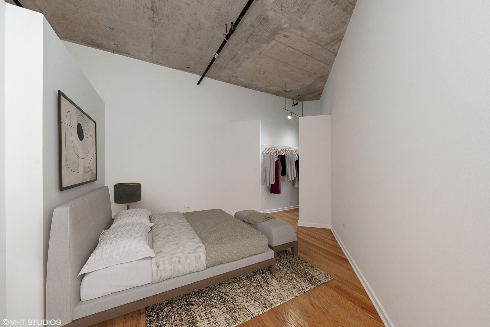 933 W Van Buren Street 523