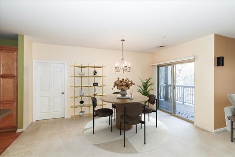 Tiny photo for 275 E Railroad Avenue #101, Bartlett, IL 60103 (MLS # 12454593)