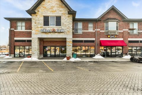 Tiny photo for 275 E Railroad Avenue #101, Bartlett, IL 60103 (MLS # 12454593)