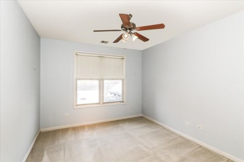 Tiny photo for 275 E Railroad Avenue #101, Bartlett, IL 60103 (MLS # 12454593)