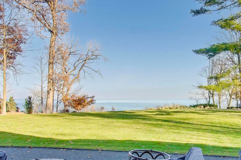 Tiny photo for 347 Bluffs Edge Drive, Lake Forest, IL 60045 (MLS # 12260502)