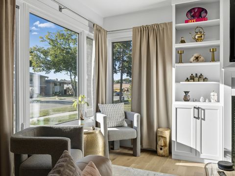 Tiny photo for 9327 Oriole Avenue, Morton Grove, IL 60053 (MLS # 12457896)