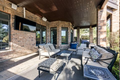 Tiny photo for 39W431 Long Meadow Lane, St. Charles, IL 60175 (MLS # 12592608)