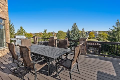 Tiny photo for 39W431 Long Meadow Lane, St. Charles, IL 60175 (MLS # 12592608)