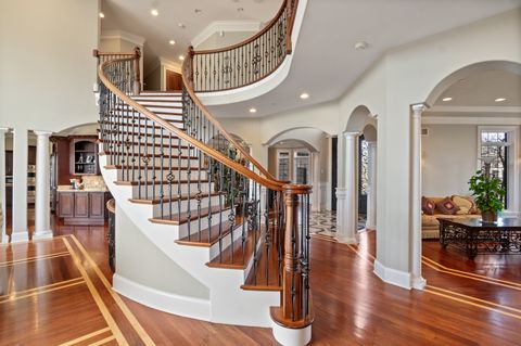 Tiny photo for 39W431 Long Meadow Lane, St. Charles, IL 60175 (MLS # 12592608)