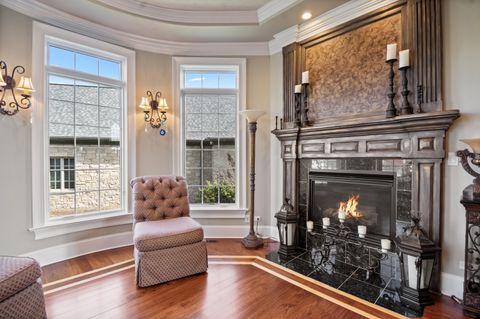 Tiny photo for 39W431 Long Meadow Lane, St. Charles, IL 60175 (MLS # 12592608)