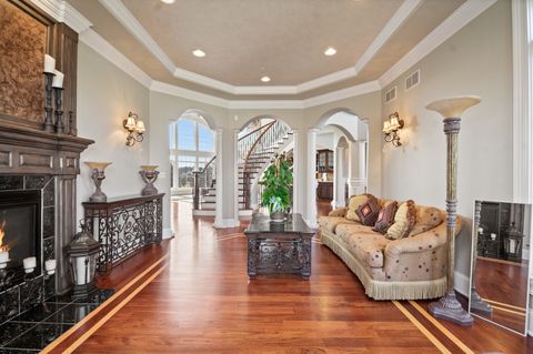 Tiny photo for 39W431 Long Meadow Lane, St. Charles, IL 60175 (MLS # 12592608)