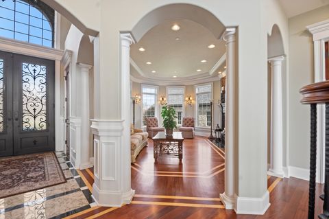 Tiny photo for 39W431 Long Meadow Lane, St. Charles, IL 60175 (MLS # 12592608)