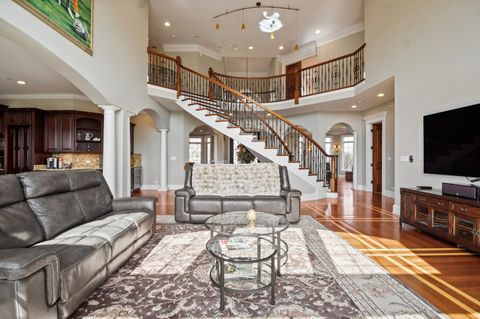 Tiny photo for 39W431 Long Meadow Lane, St. Charles, IL 60175 (MLS # 12592608)