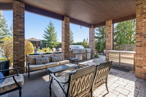 Tiny photo for 39W431 Long Meadow Lane, St. Charles, IL 60175 (MLS # 12592608)