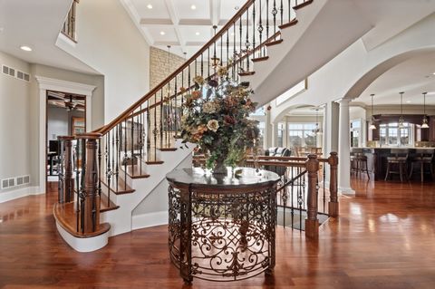 Tiny photo for 39W431 Long Meadow Lane, St. Charles, IL 60175 (MLS # 12592608)