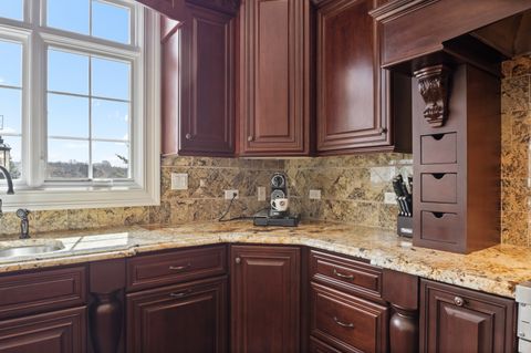 Tiny photo for 39W431 Long Meadow Lane, St. Charles, IL 60175 (MLS # 12592608)