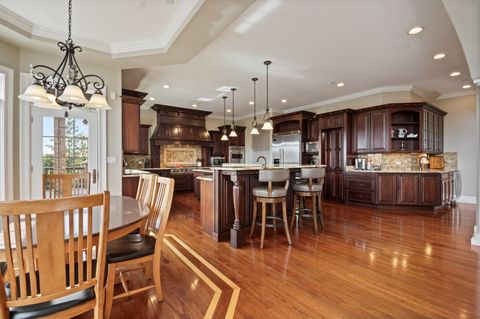 Tiny photo for 39W431 Long Meadow Lane, St. Charles, IL 60175 (MLS # 12592608)