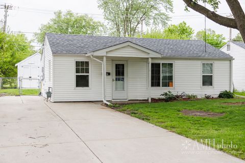 Photo of 165 Belle Aire Avenue, Bourbonnais, IL 60914 (MLS # 12648688)