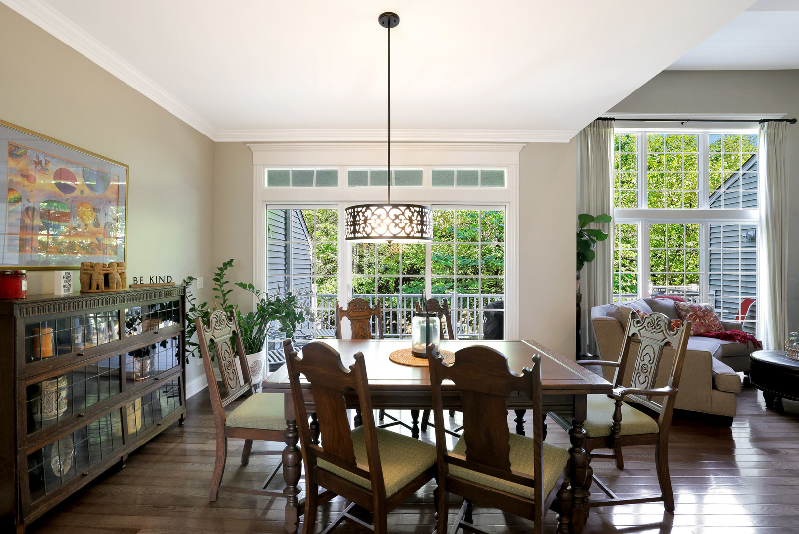 1053 Hummingbird Way