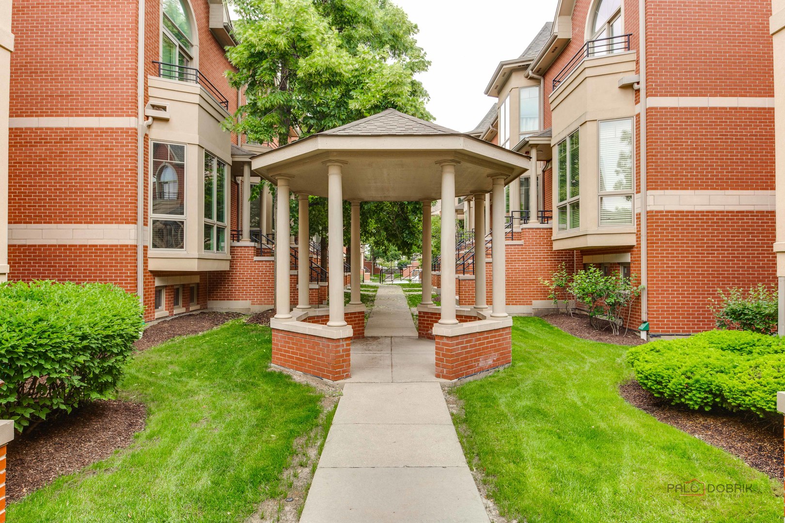 42 Legacy Lane