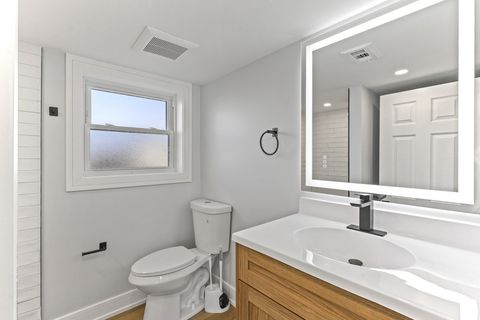 Tiny photo for 8409 Newland Avenue, Burbank, IL 60459 (MLS # 12508234)