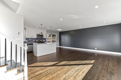 Tiny photo for 8409 Newland Avenue, Burbank, IL 60459 (MLS # 12508234)