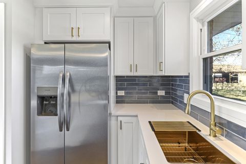 Tiny photo for 8409 Newland Avenue, Burbank, IL 60459 (MLS # 12508234)