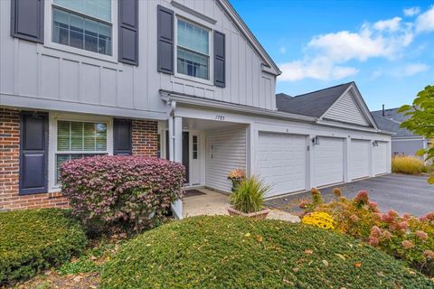 Photo of 1785 Grosvenor Circle #A, Wheaton, IL 60189 (MLS # 12513151)