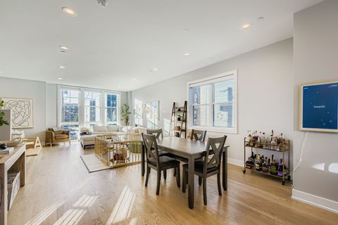 Tiny photo for 4446 S Drexel Boulevard #B, Chicago, IL 60653 (MLS # 12508091)