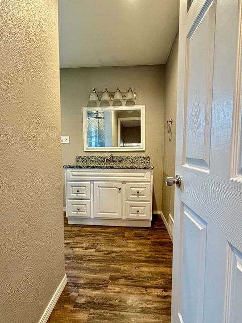 Tiny photo for 1008 5th Avenue, Camanche, IA 52730 (MLS # 12614347)