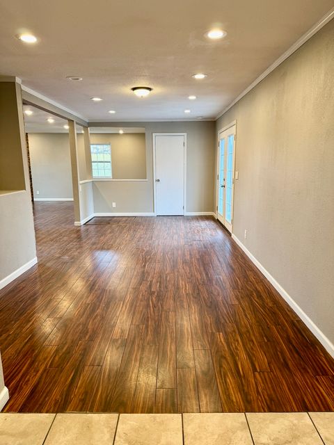 Tiny photo for 1008 5th Avenue, Camanche, IA 52730 (MLS # 12614347)