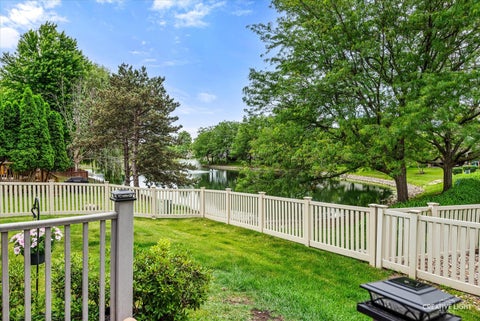 Tiny photo for 1905 Hampton Court E, Plainfield, IL 60586 (MLS # 12670732)