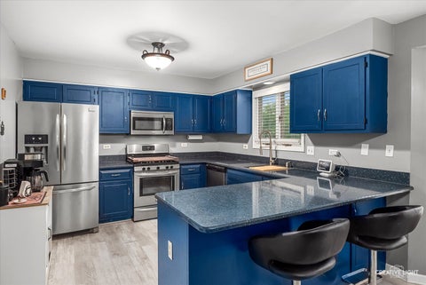 Tiny photo for 1905 Hampton Court E, Plainfield, IL 60586 (MLS # 12670732)