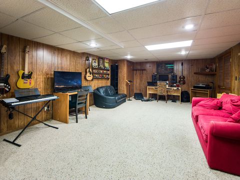 Tiny photo for 820 N Sanborn Drive, Palatine, IL 60074 (MLS # 12561347)