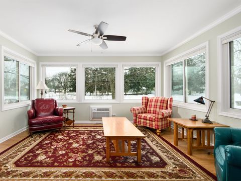 Tiny photo for 820 N Sanborn Drive, Palatine, IL 60074 (MLS # 12561347)