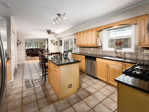 Tiny photo for 820 N Sanborn Drive, Palatine, IL 60074 (MLS # 12561347)