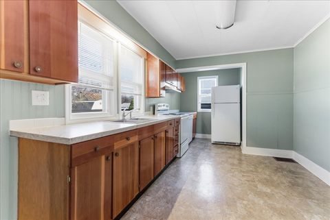 Tiny photo for 404 E Ash Street, Fairbury, IL 61739 (MLS # 12573029)