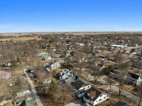 Tiny photo for 404 E Ash Street, Fairbury, IL 61739 (MLS # 12573029)