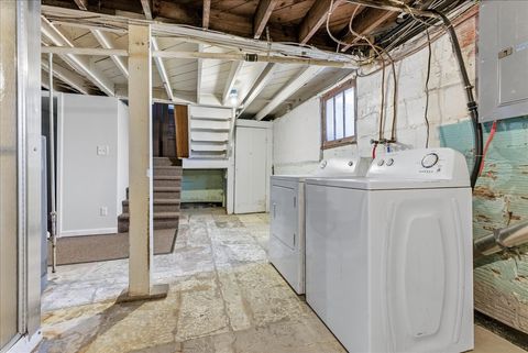 Tiny photo for 404 E Ash Street, Fairbury, IL 61739 (MLS # 12573029)