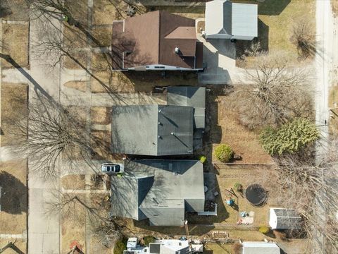 Tiny photo for 404 E Ash Street, Fairbury, IL 61739 (MLS # 12573029)