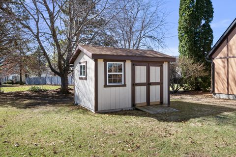 Tiny photo for 10 Pine Tree Court, Kewanee, IL 61443 (MLS # 12597291)