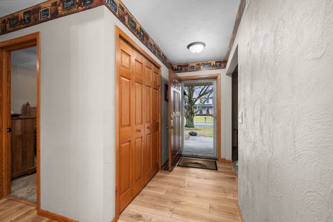 Tiny photo for 10 Pine Tree Court, Kewanee, IL 61443 (MLS # 12597291)