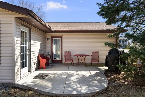 Tiny photo for 10 Pine Tree Court, Kewanee, IL 61443 (MLS # 12597291)