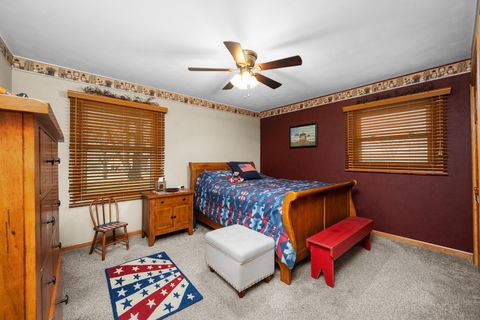 Tiny photo for 10 Pine Tree Court, Kewanee, IL 61443 (MLS # 12597291)